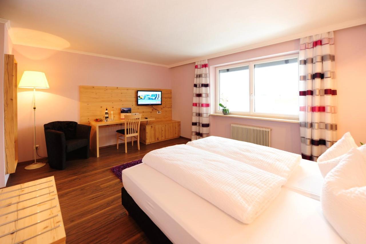 Hotel Gasthof Zum Schwanen Reutte Εξωτερικό φωτογραφία